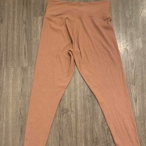 Victoria’s Secret Victoria Sport Nude Pink Legging